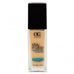 BASE STAY MATTE PARA PIEL GRASA - 535