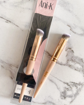 BROCHA CORRECTOR ANIK