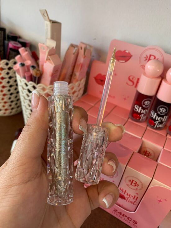 GEGE BEAR DELINEADOR LIQUIDO METALIZADO TONO 04