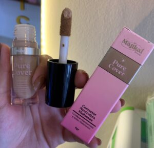 MAJIKAL BEAUTY CORRECTOR TONO LATINA - 03