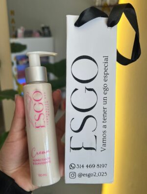 ESGO CREMA CORPORAL HIDRATANTE CON BRILLITOS
