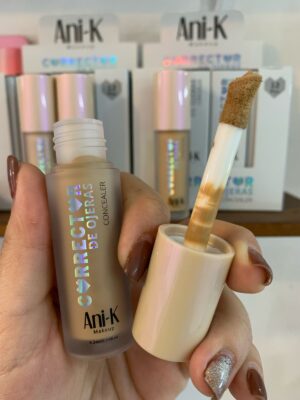 CORRECTOR ANIK TONO 02 RADIANT